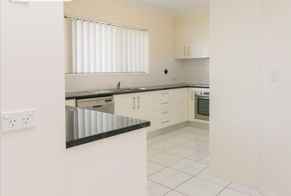 24 Bounty Circuit, ELI WATERS, QLD 4655 AUS