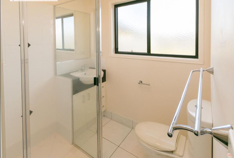 24 Bounty Circuit, ELI WATERS, QLD 4655 AUS