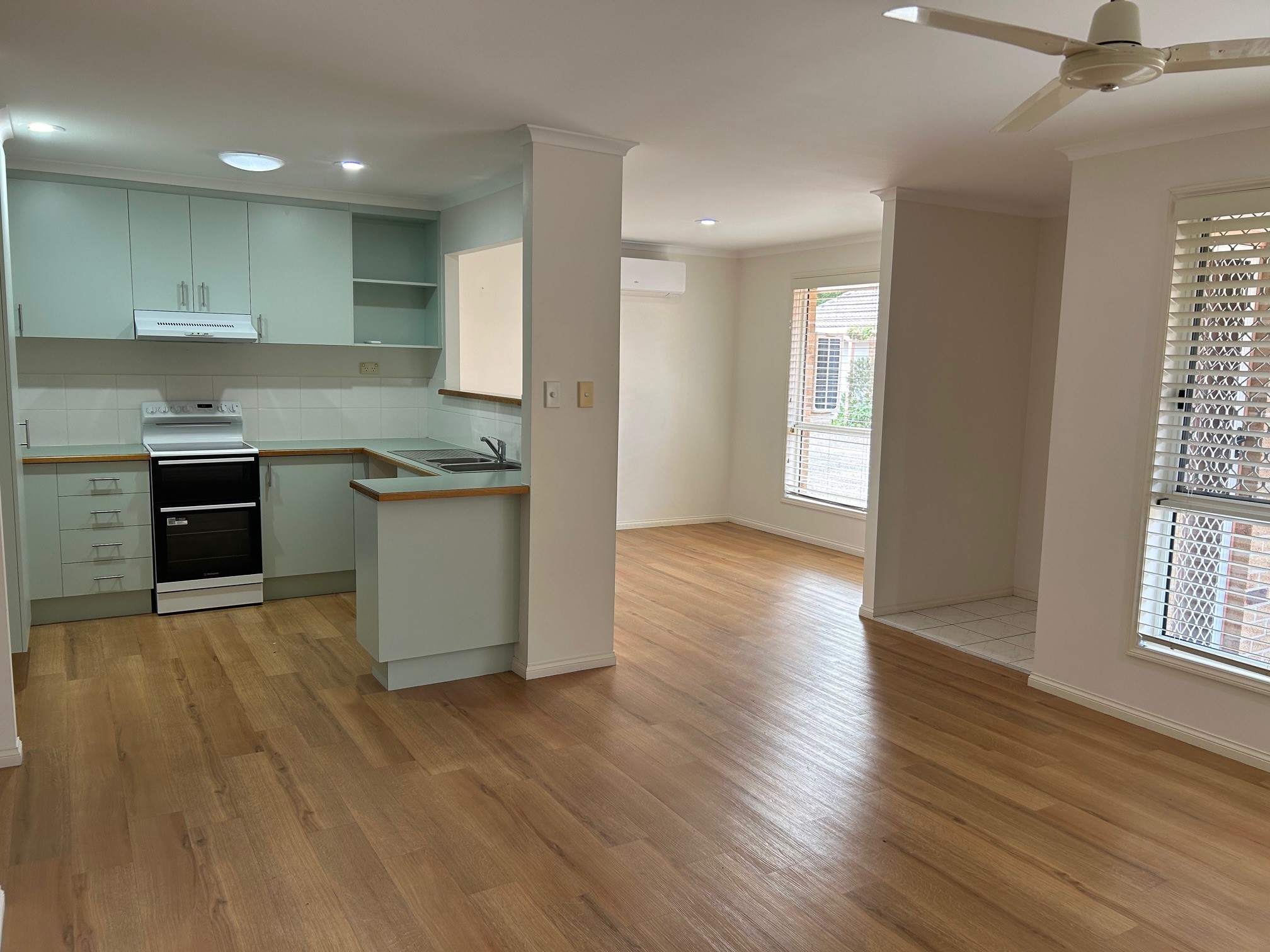 3/174 Cypress Street, URANGAN, QLD 4655 AUS