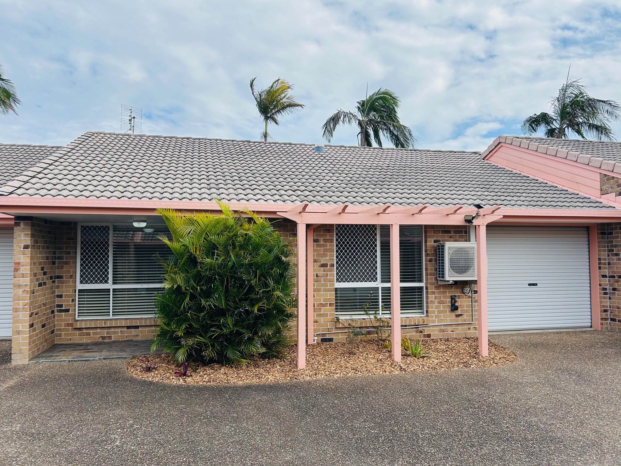 3/174 Cypress Street, URANGAN, QLD 4655 AUS