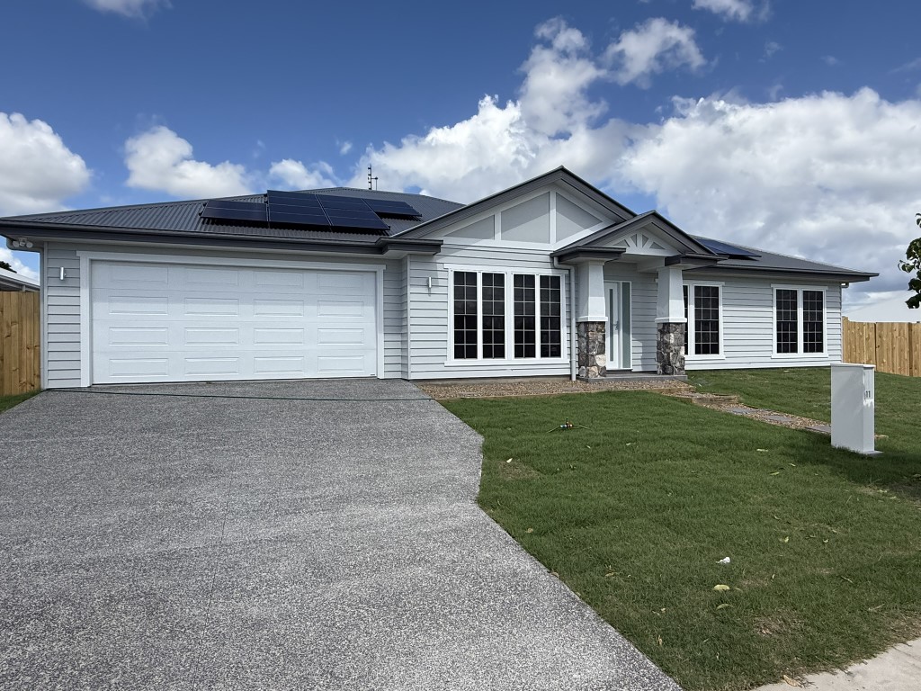 11 Freeman Court, URRAWEEN, QLD 4655 AUS
