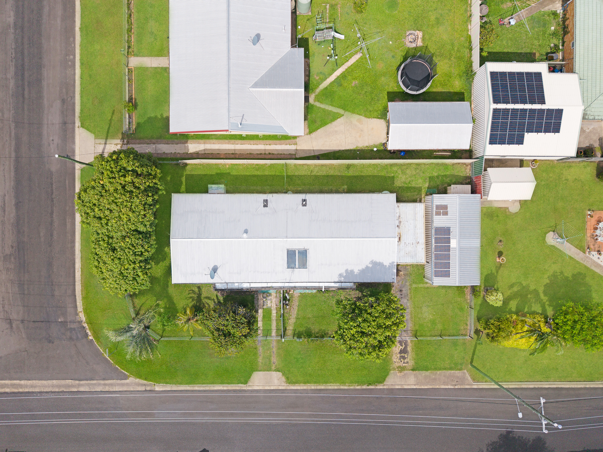 12 Jackson Street, PIALBA, QLD 4655 AUS