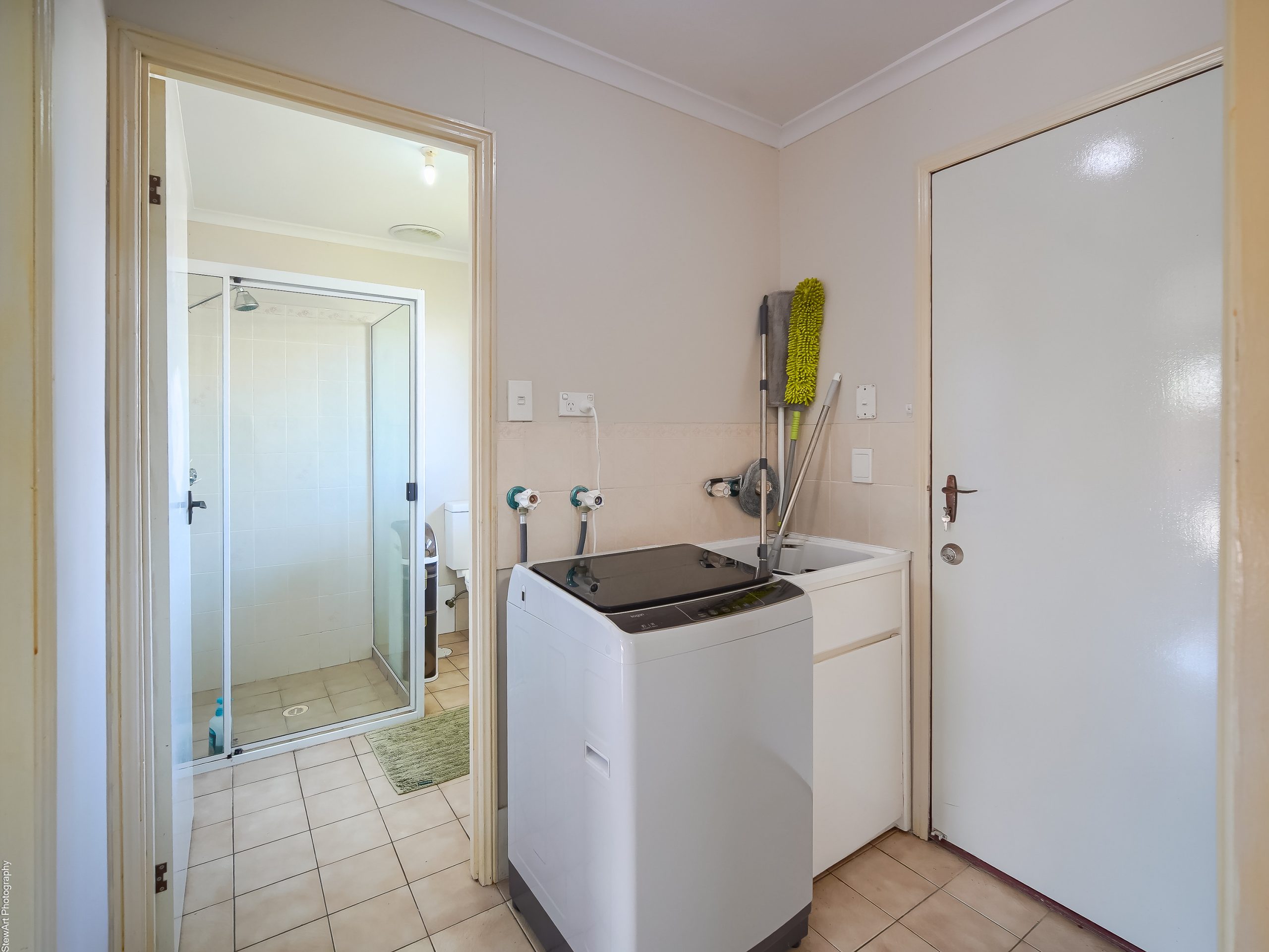77 Winchelsea Street, PIALBA, QLD 4655 AUS
