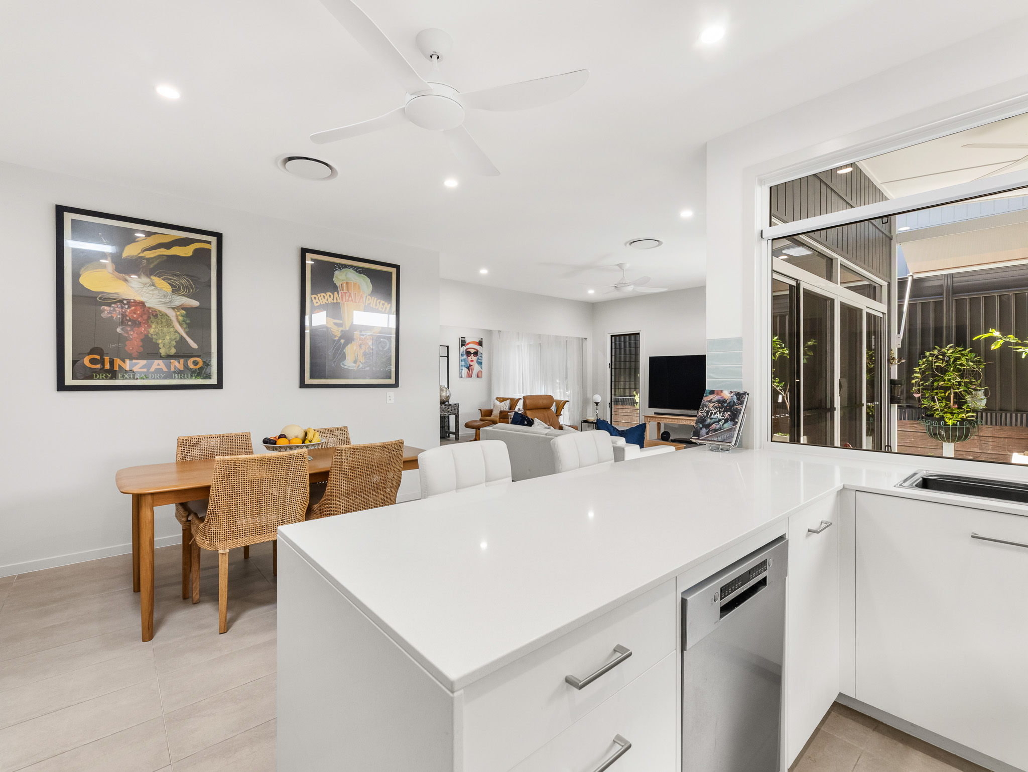 173/1 Latitude Blvde, NIKENBAH, QLD 4655 AUS