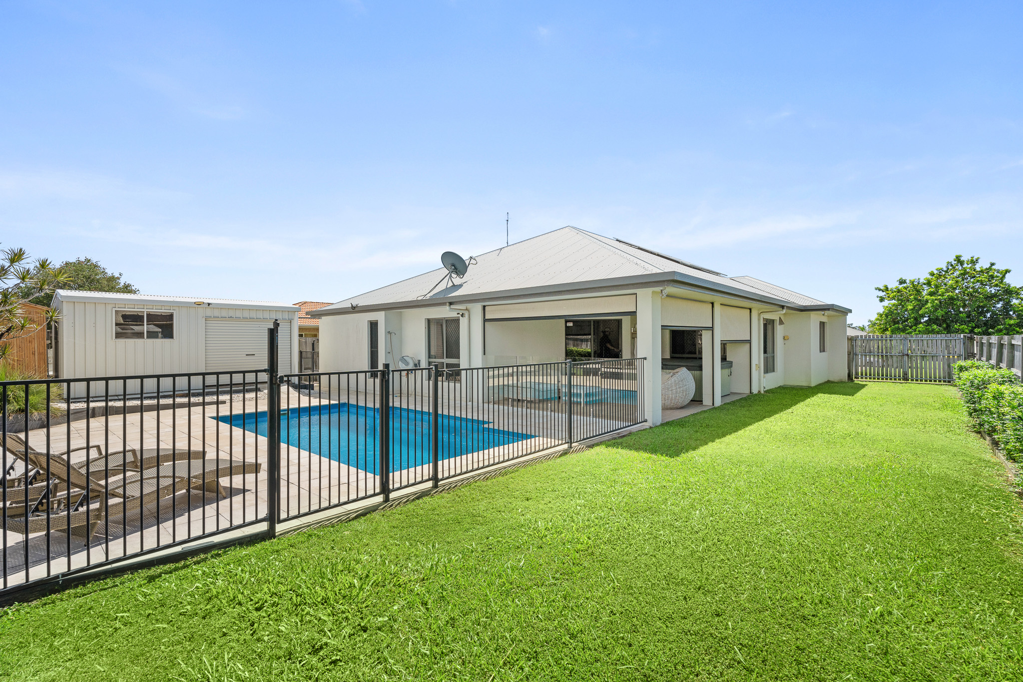 10 Bayswater Drive, URRAWEEN, QLD 4655 AUS