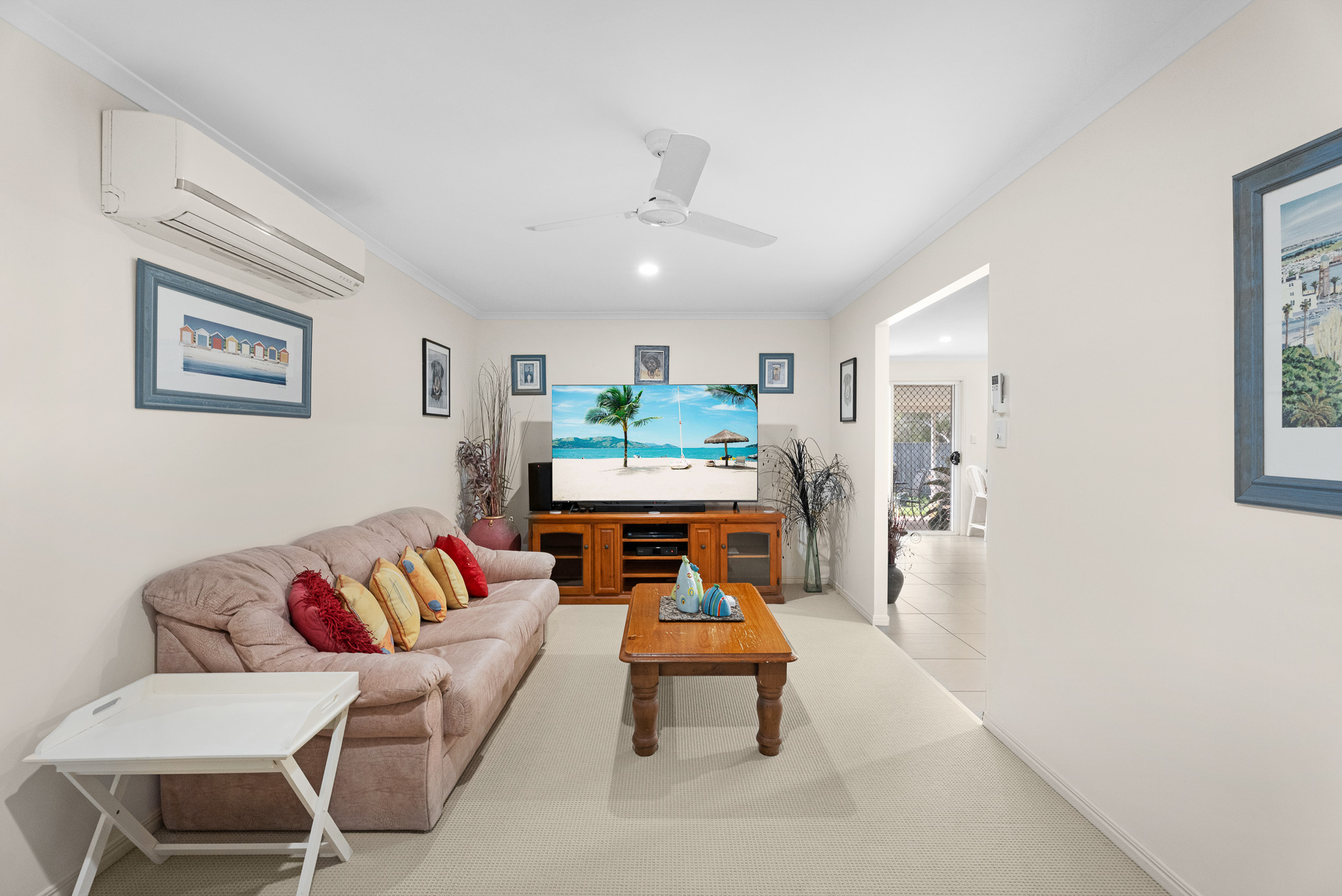 8 Topaz Circuit, URANGAN, QLD 4655 AUS