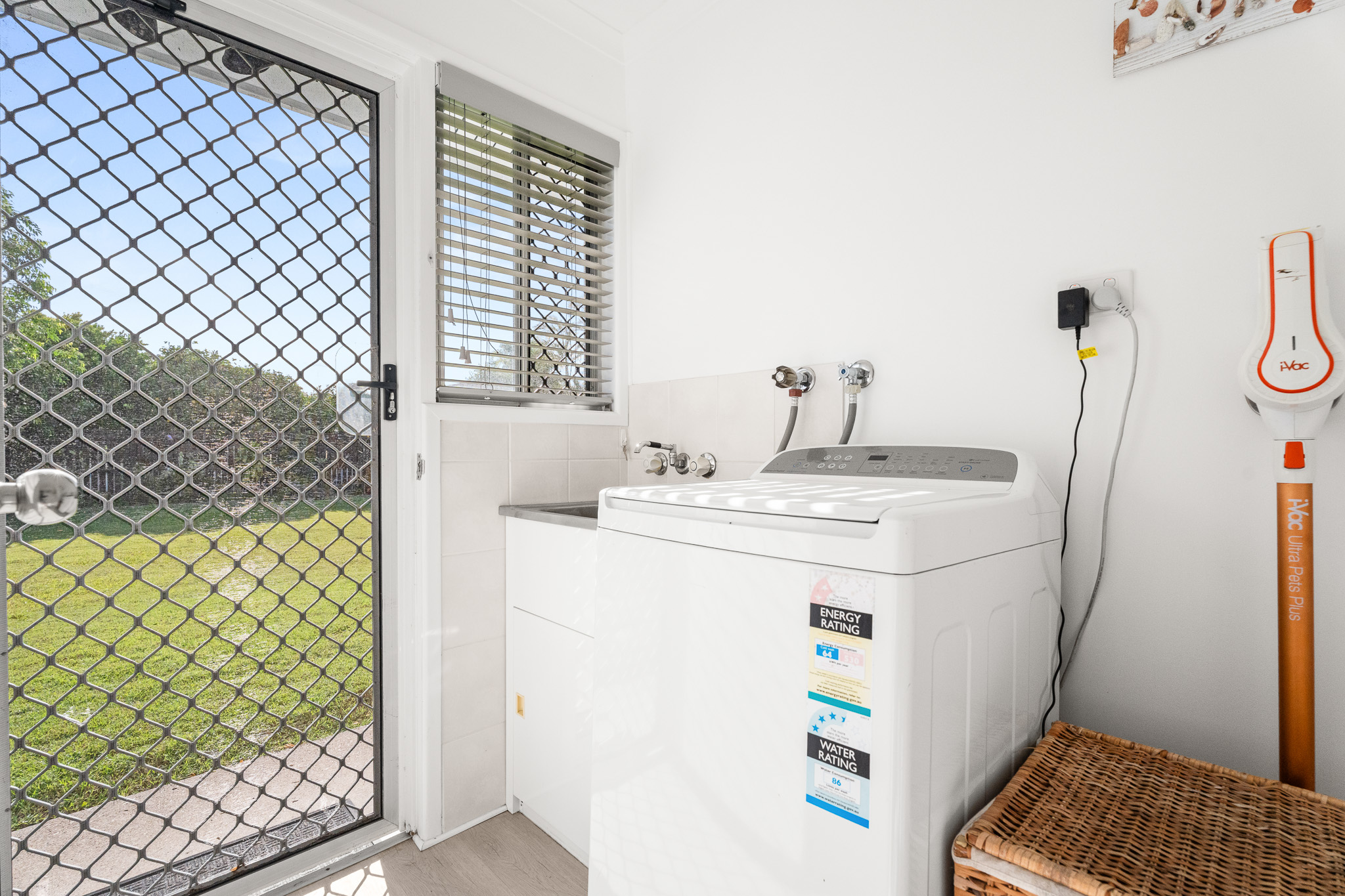 7 Riley Street, URANGAN, QLD 4655 AUS