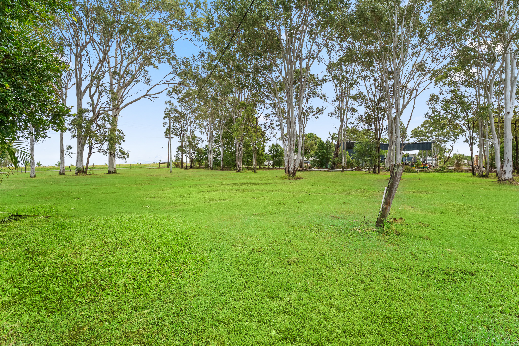 190 Lower Mountain Road, DUNDOWRAN, QLD 4655 AUS