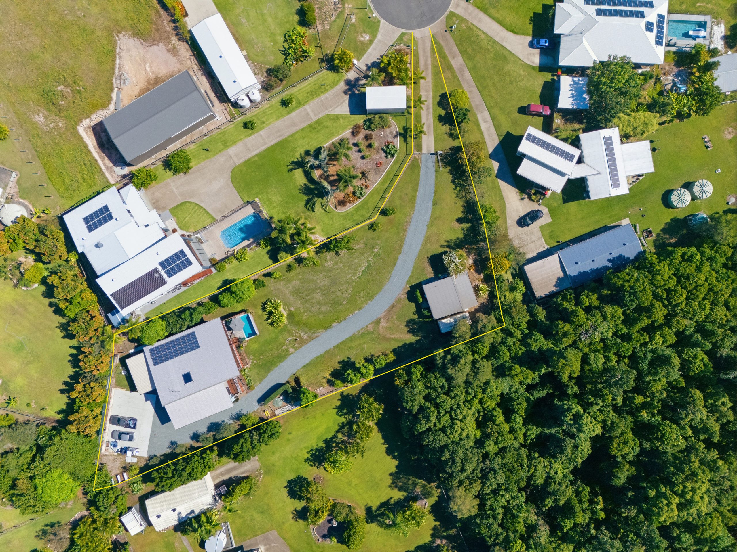 35 Highview Drive, CRAIGNISH, QLD 4655 AUS