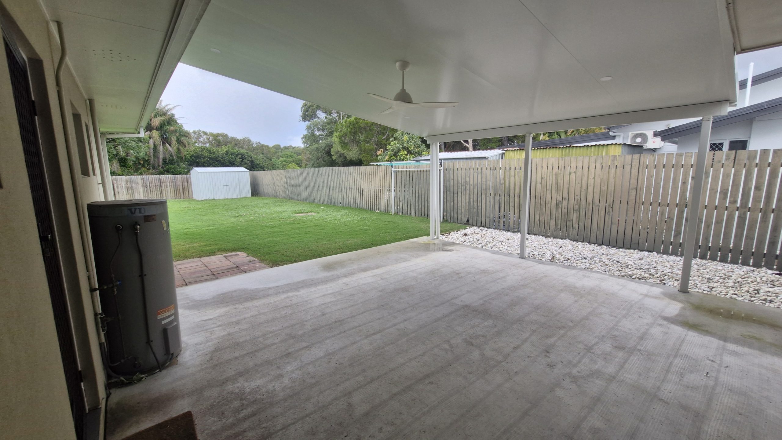 2/18 Richard Street, URANGAN, QLD 4655 AUS