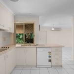 32 Anembo Drive, TORQUAY, QLD 4655 AUS