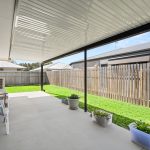 15 Bonavista Way, ELI WATERS, QLD 4655 AUS