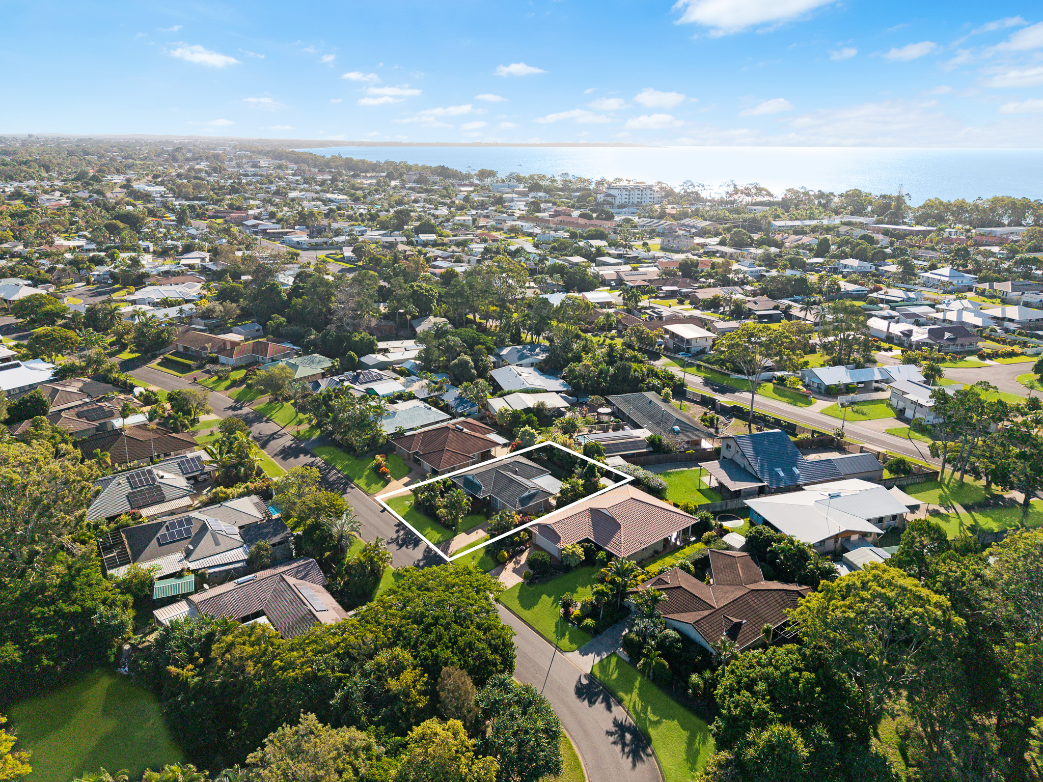 32 Anembo Drive, TORQUAY, QLD 4655 AUS
