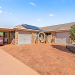 6 Musgrave Close, KAWUNGAN, QLD 4655 AUS