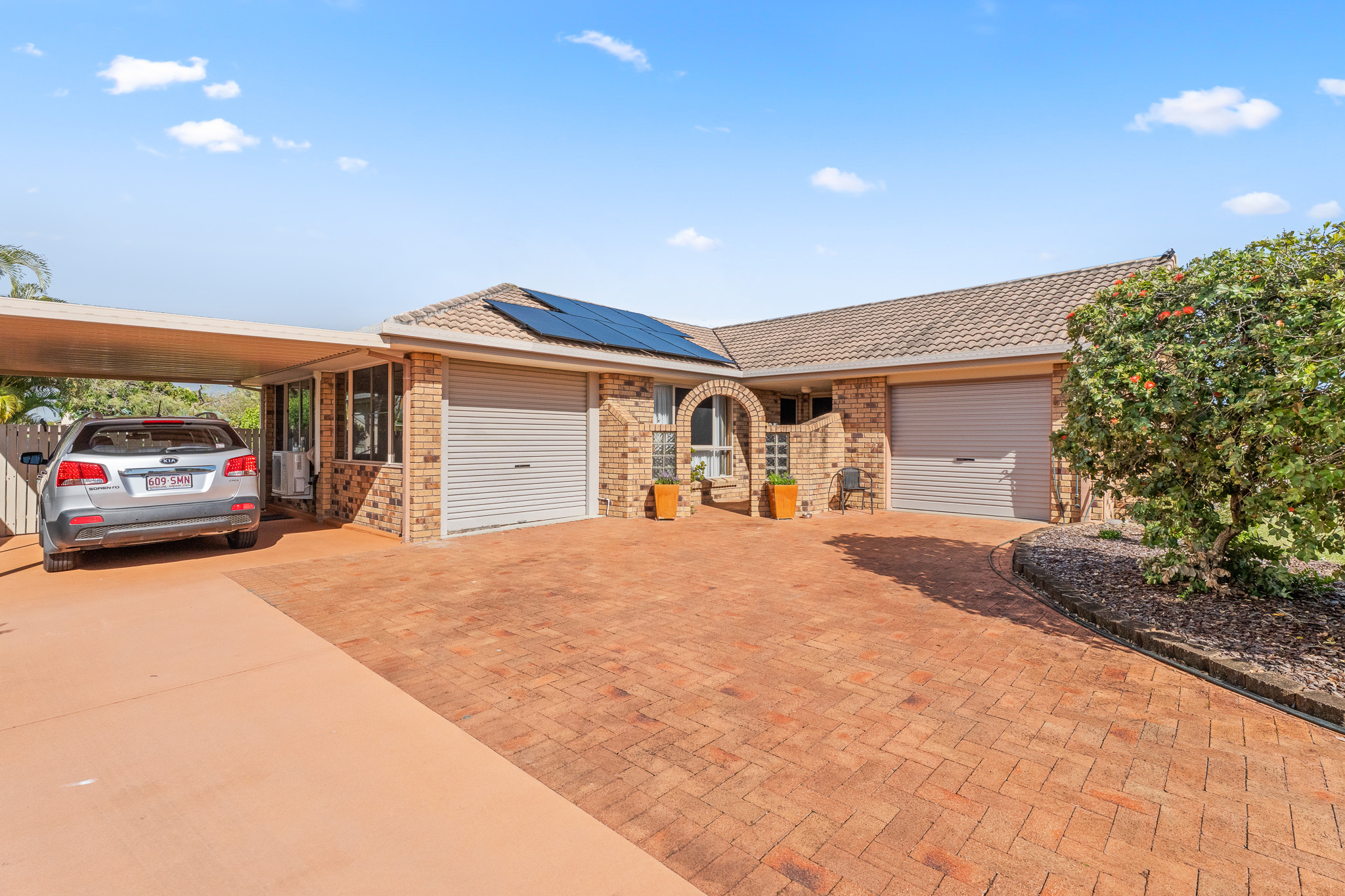 6 Musgrave Close, KAWUNGAN, QLD 4655 AUS