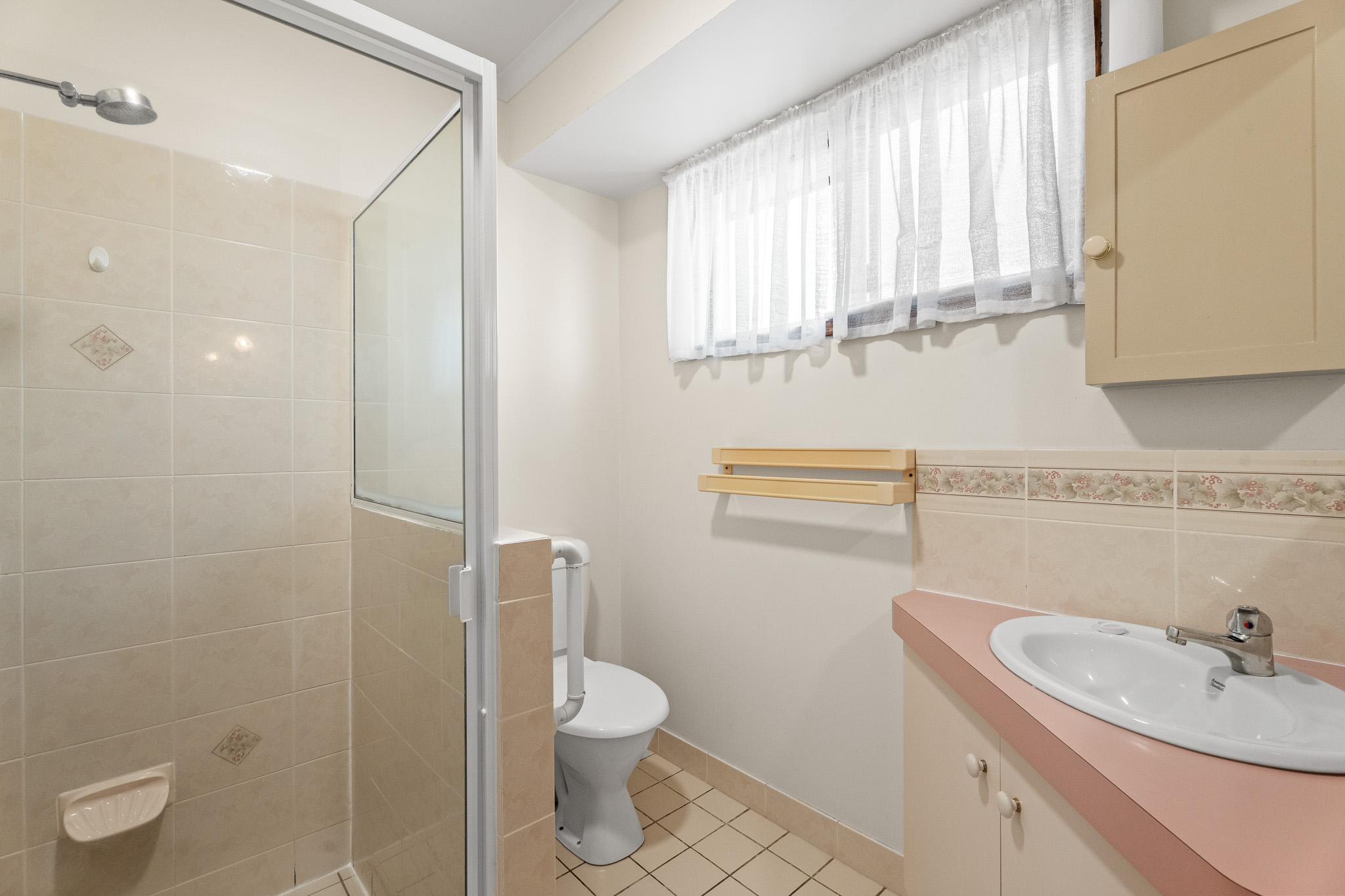6 Musgrave Close, KAWUNGAN, QLD 4655 AUS