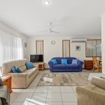 6 Musgrave Close, KAWUNGAN, QLD 4655 AUS