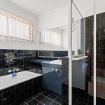 6 Musgrave Close, KAWUNGAN, QLD 4655 AUS