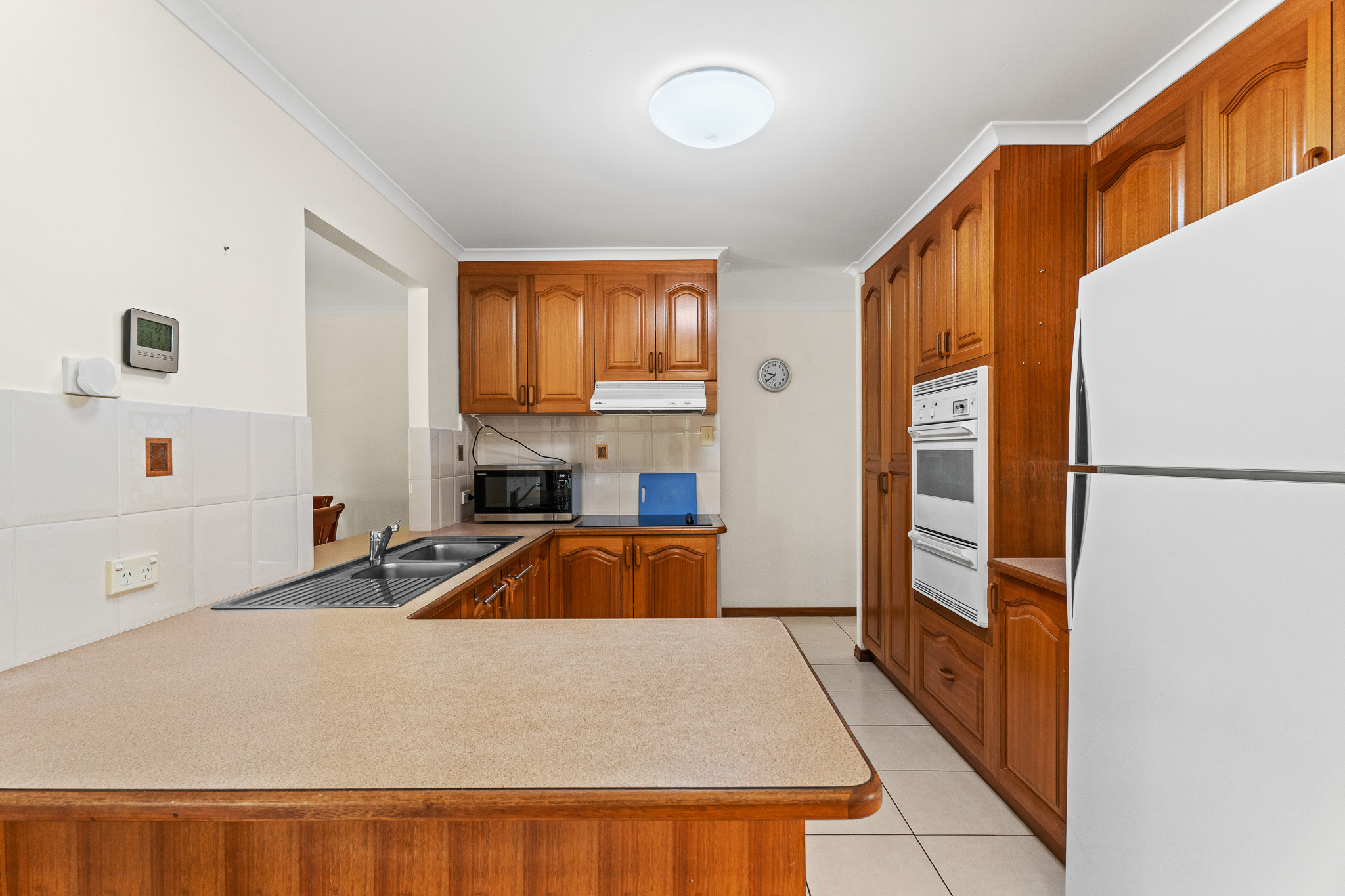 6 Musgrave Close, KAWUNGAN, QLD 4655 AUS