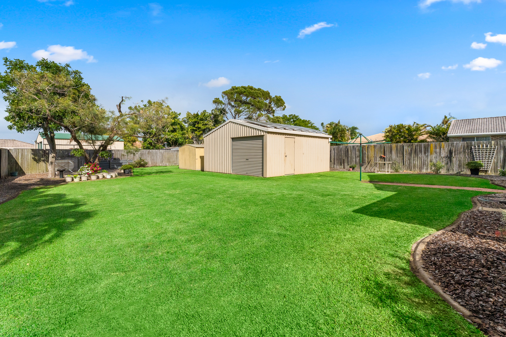 6 Musgrave Close, KAWUNGAN, QLD 4655 AUS