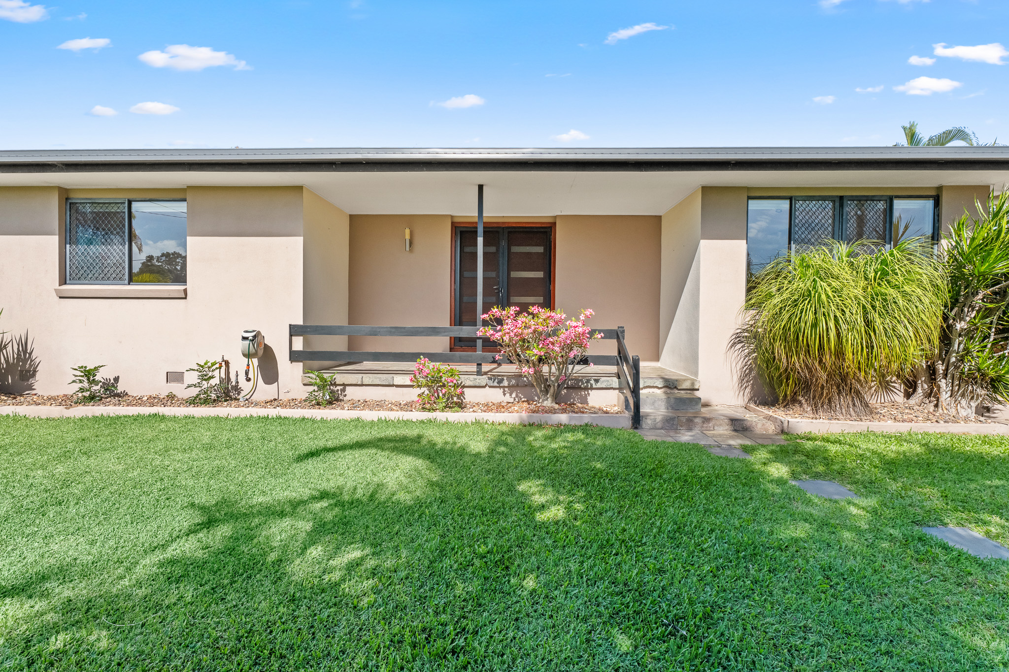 15 Tingira Terrace, SCARNESS, QLD 4655 AUS