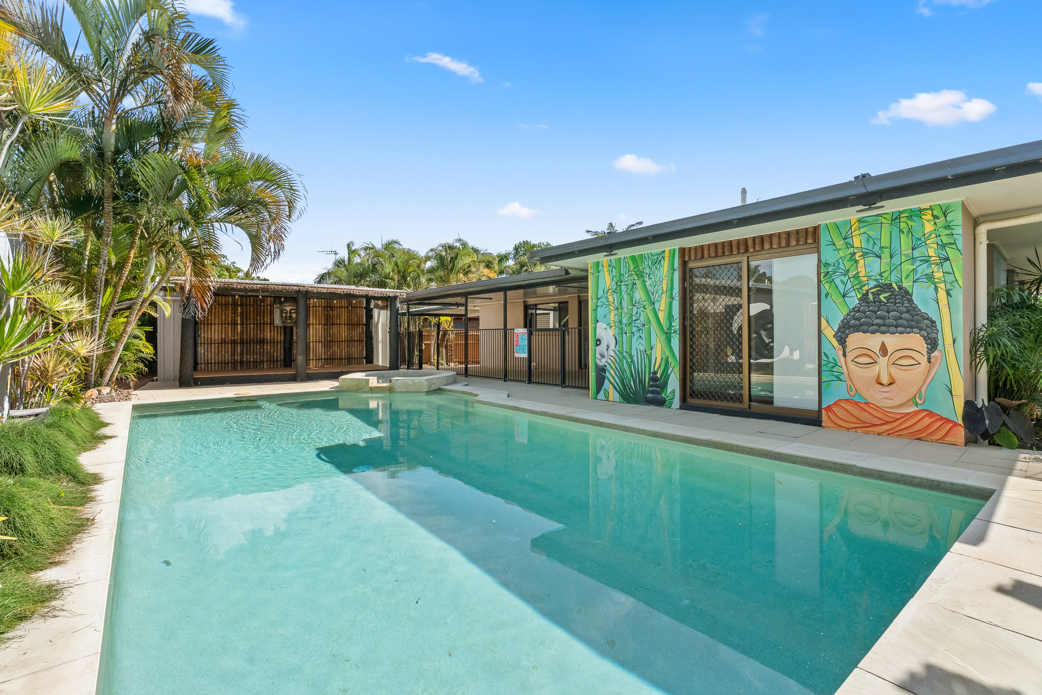 15 Tingira Terrace, SCARNESS, QLD 4655 AUS