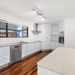 15 Tingira Terrace, SCARNESS, QLD 4655 AUS