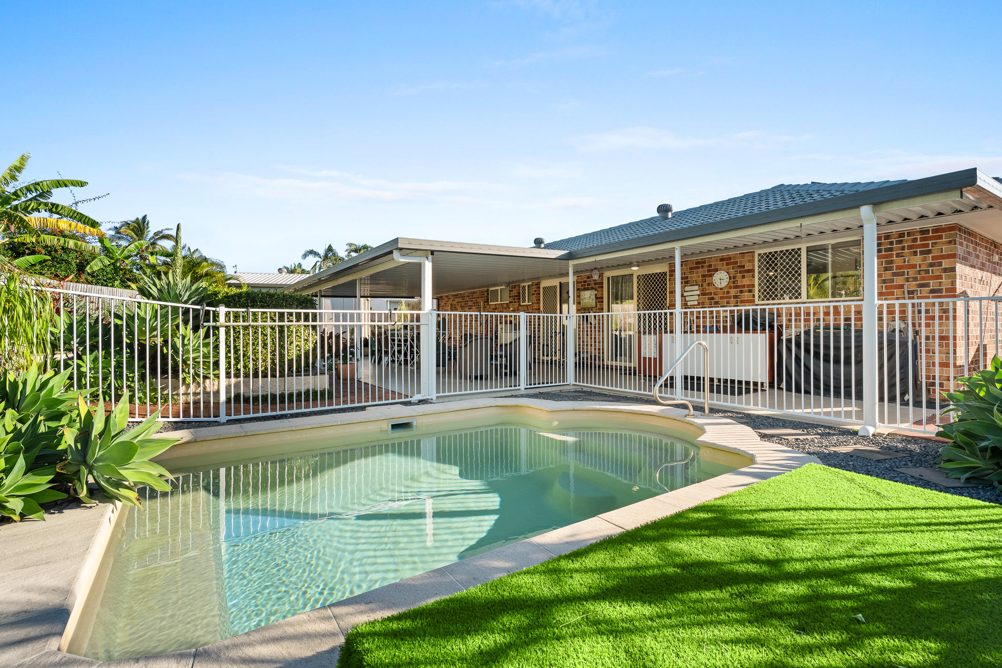 158 Hammond Street, URANGAN, QLD 4655 AUS