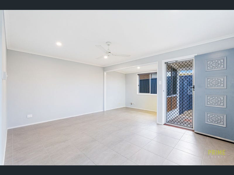 8 Hayworth Street, POINT VERNON, QLD 4655 AUS