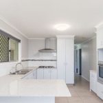 8 Hayworth Street, POINT VERNON, QLD 4655 AUS