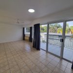 11/407 Esplanade, TORQUAY, QLD 4655 AUS