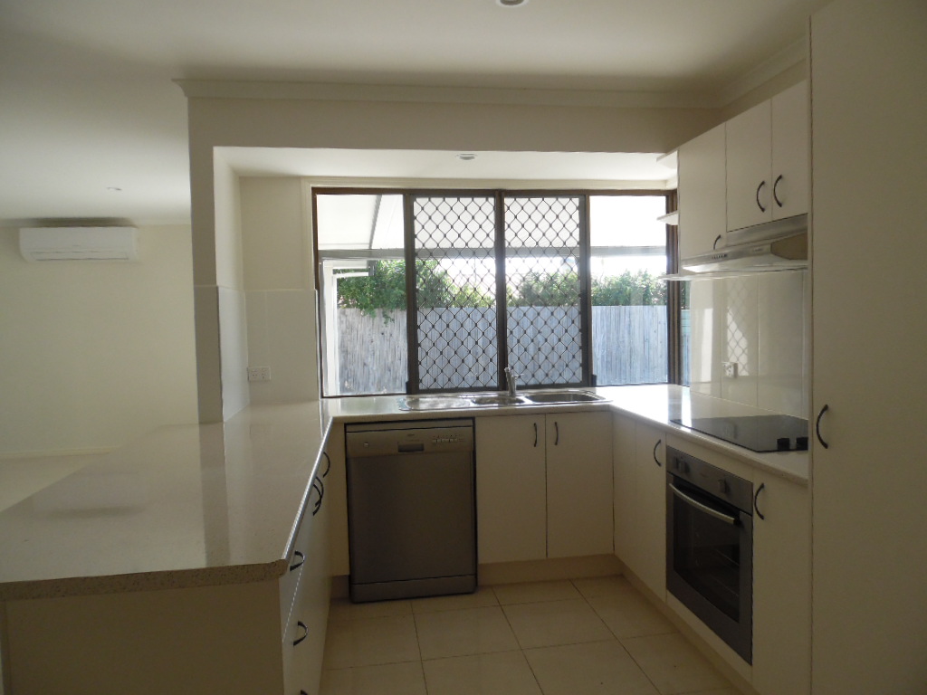 19 Eurong Avenue, PIALBA, QLD 4655 AUS