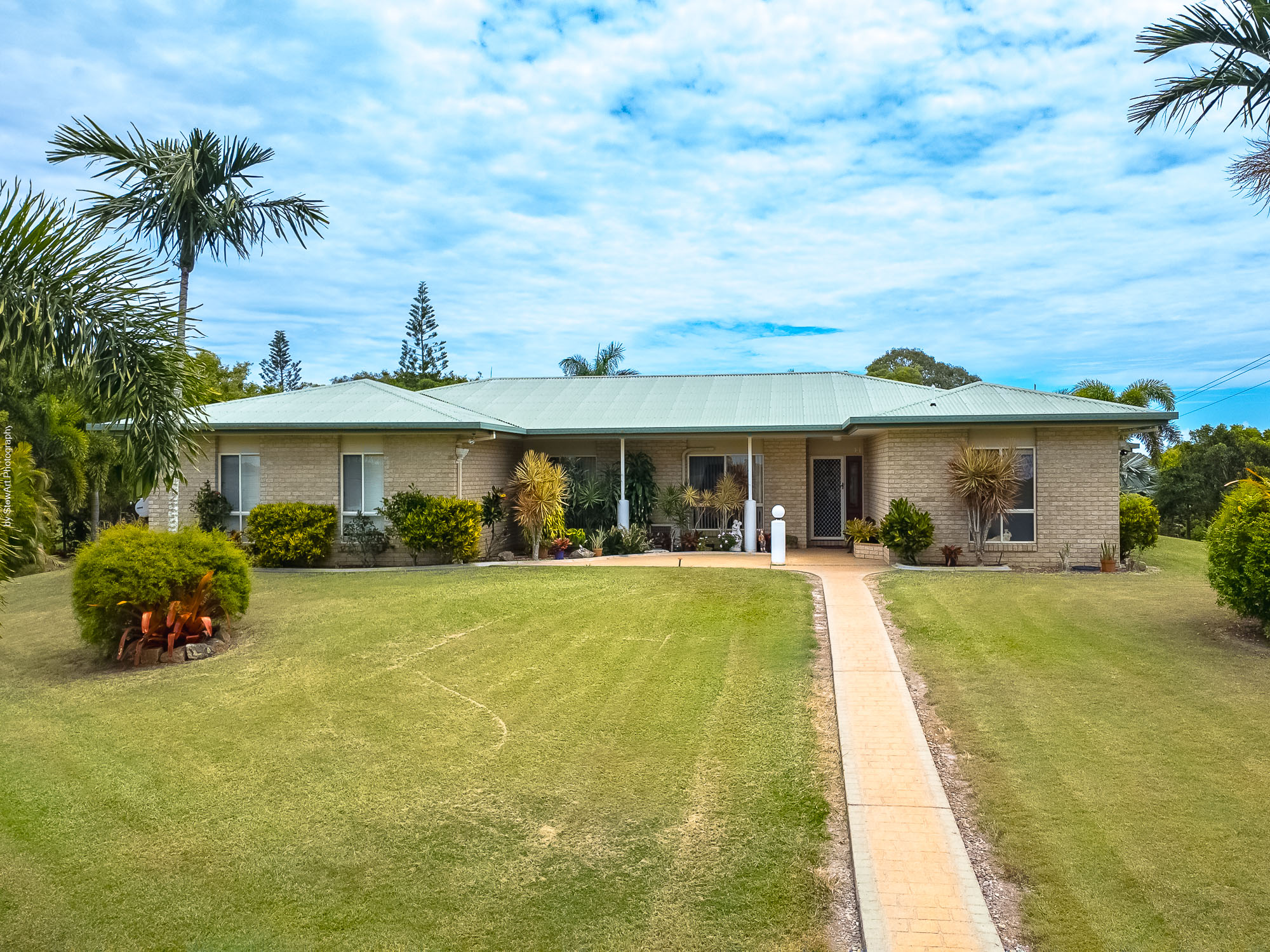 354-392 Pialba Burrum Heads Road, DUNDOWRAN, QLD 4655 AUS