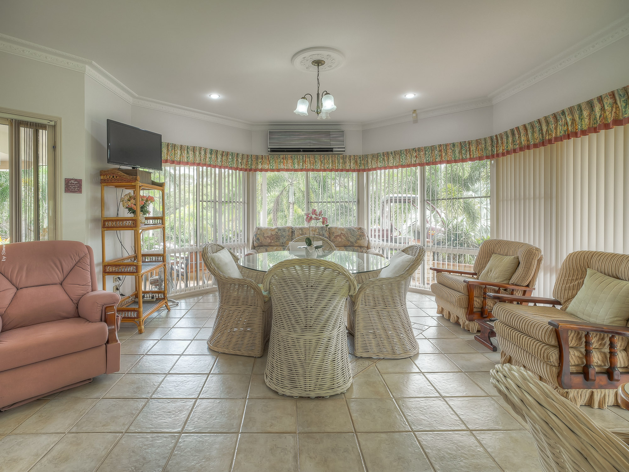 354-392 Pialba Burrum Heads Road, DUNDOWRAN, QLD 4655 AUS