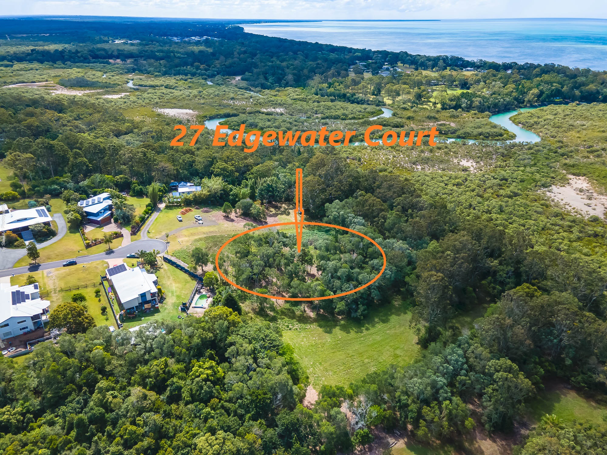 27 Edgewater Court, CRAIGNISH, QLD 4655 AUS
