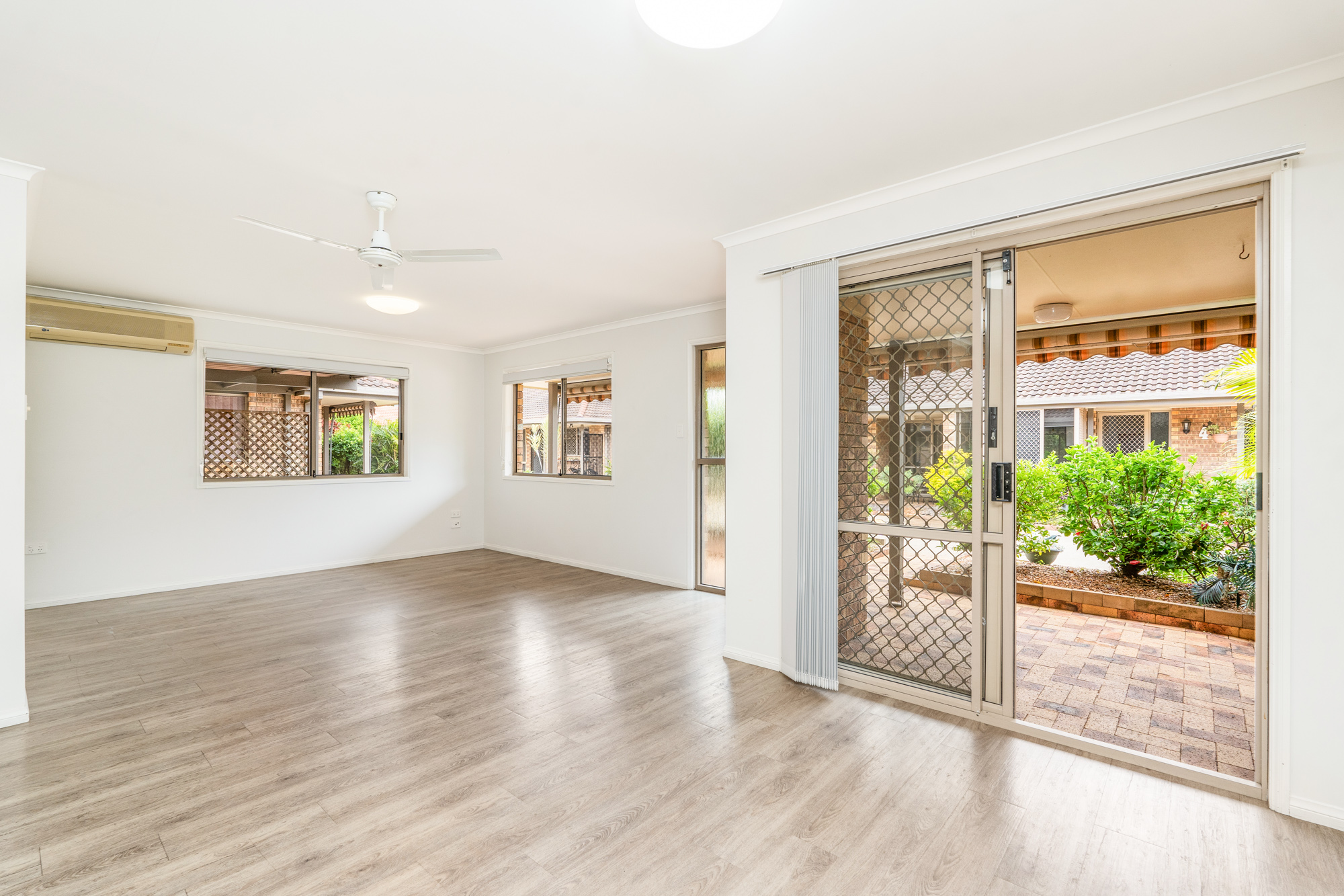 12/230 Torquay Terrace, TORQUAY, QLD 4655 AUS