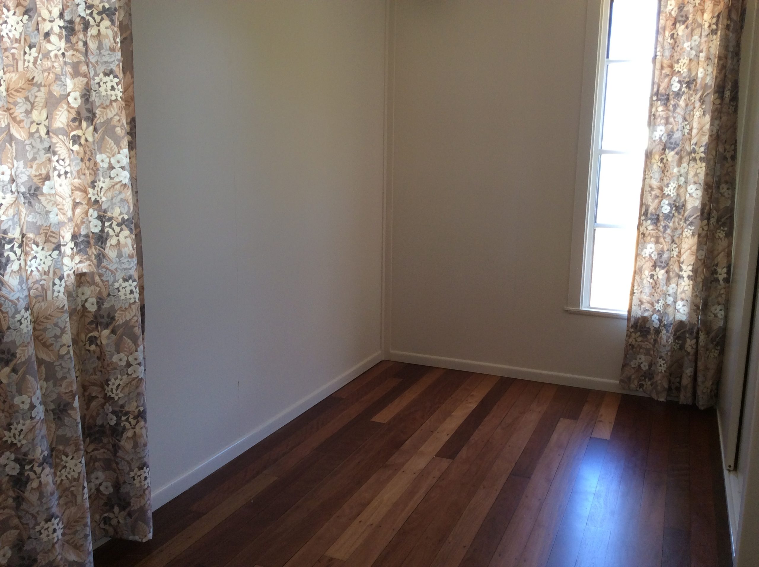 117B Esplanade, POINT VERNON, QLD 4655 AUS