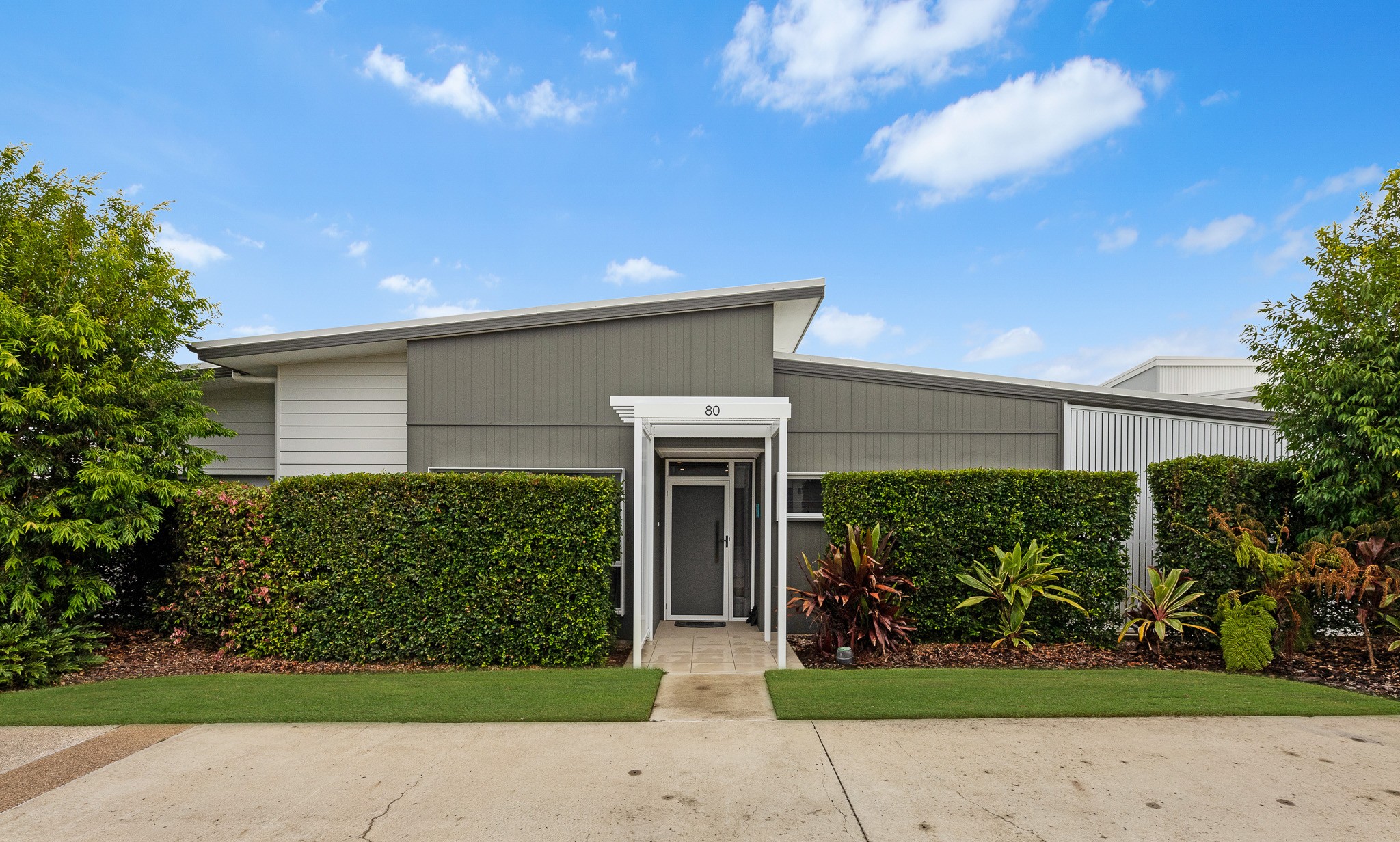 80/1 Latitude Boulevard 