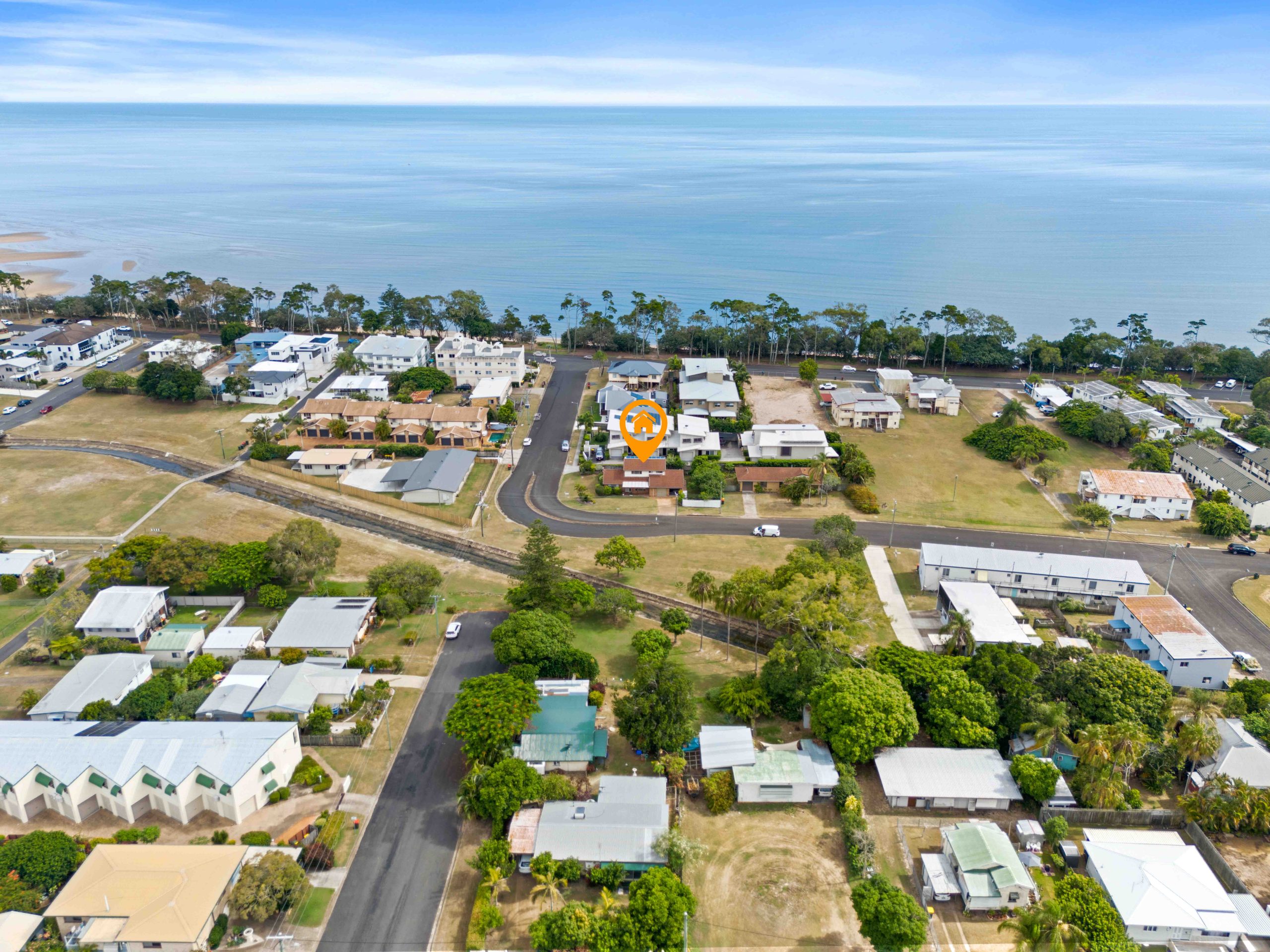 10 Hervey Street, SCARNESS, QLD 4655 AUS