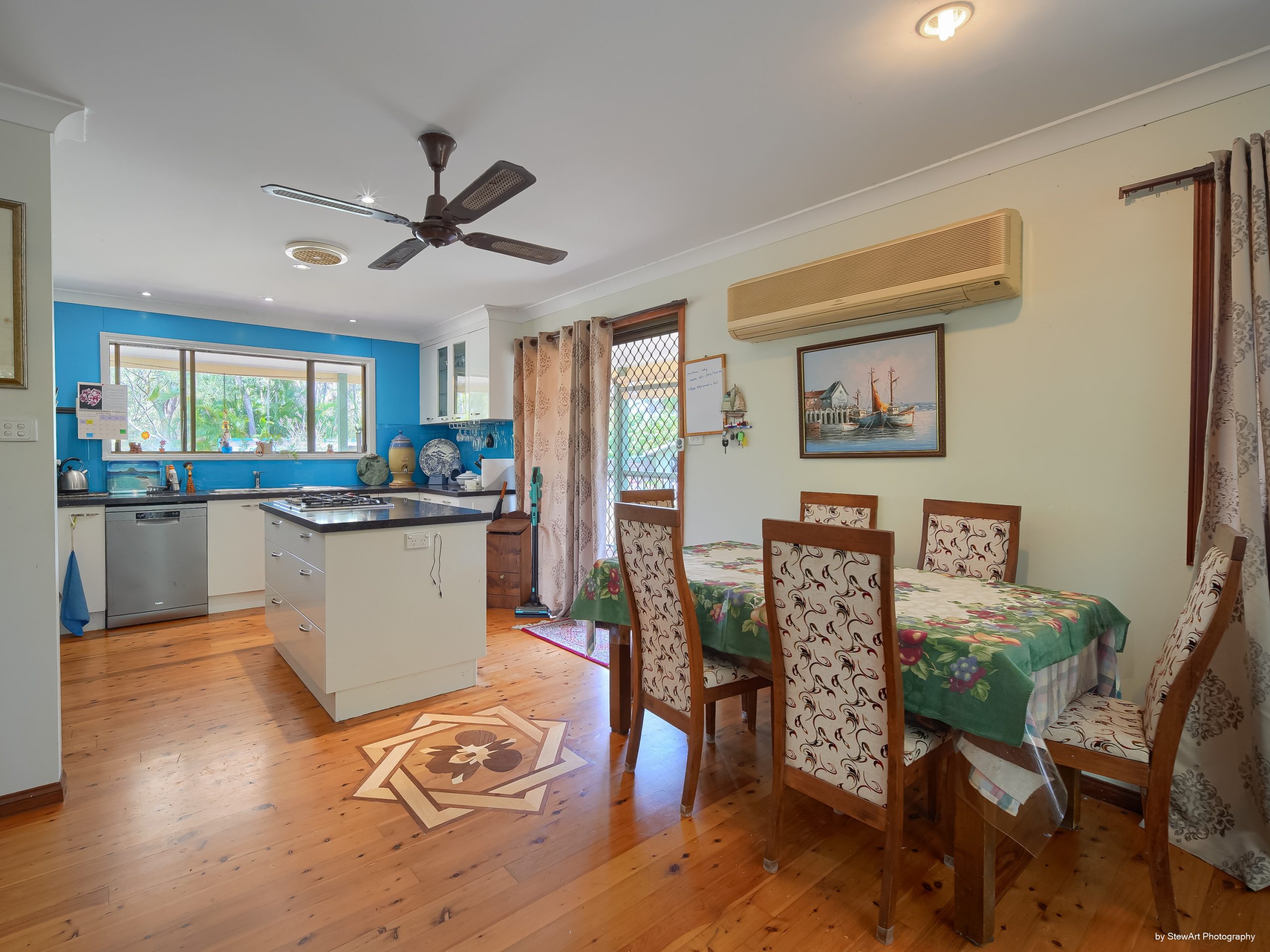 33 Shore Road West, BOORAL, QLD 4655 AUS