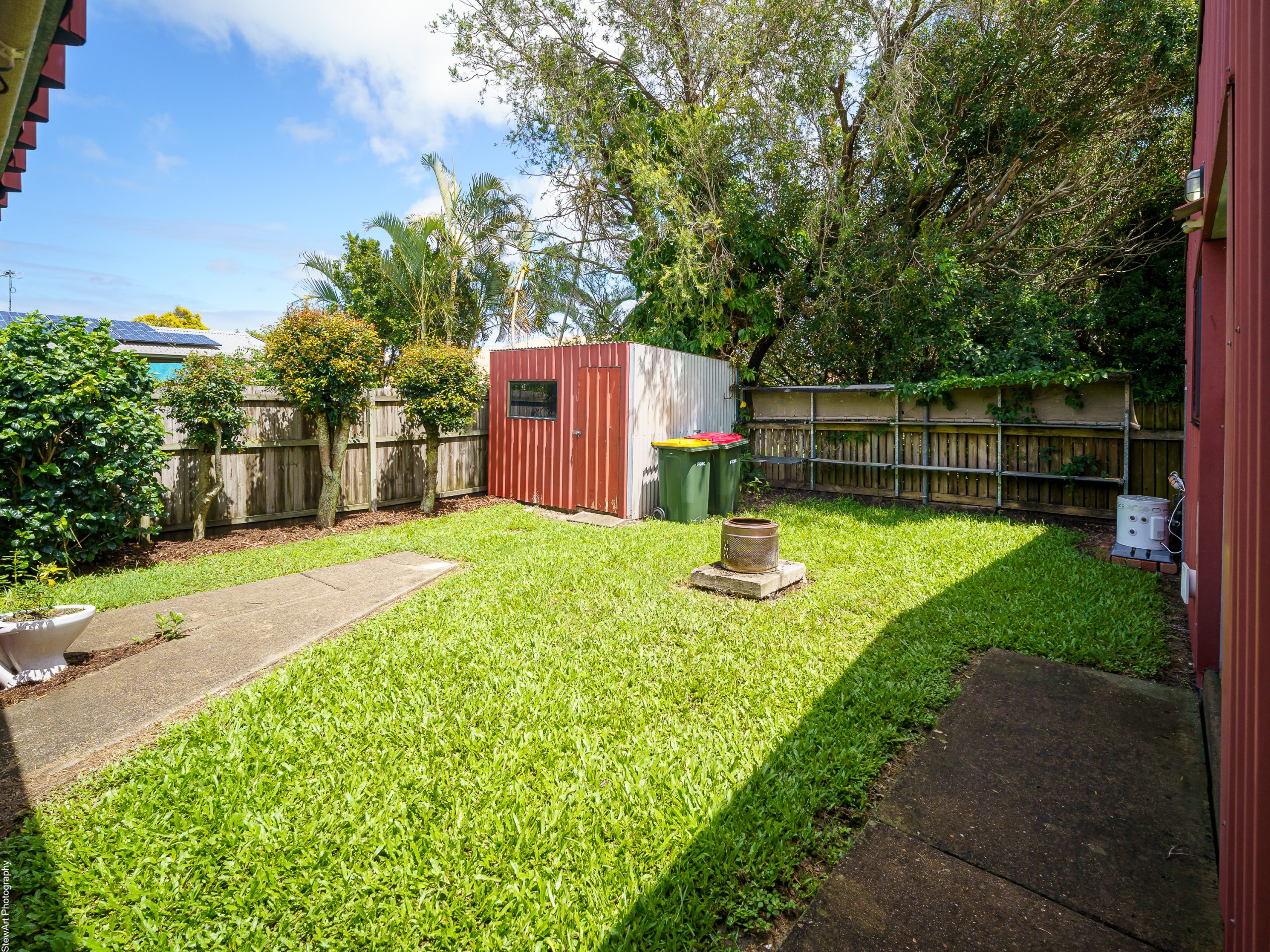 77 Winchelsea Street, PIALBA, QLD 4655 AUS