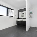 5 Lakeside Drive, BURRUM HEADS, QLD 4659 AUS