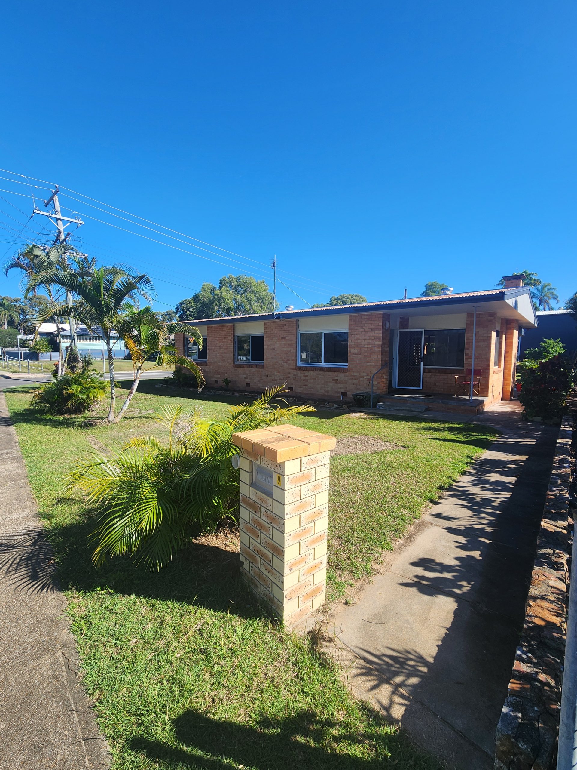 9 Tavistock Street, TORQUAY, QLD 4655 AUS