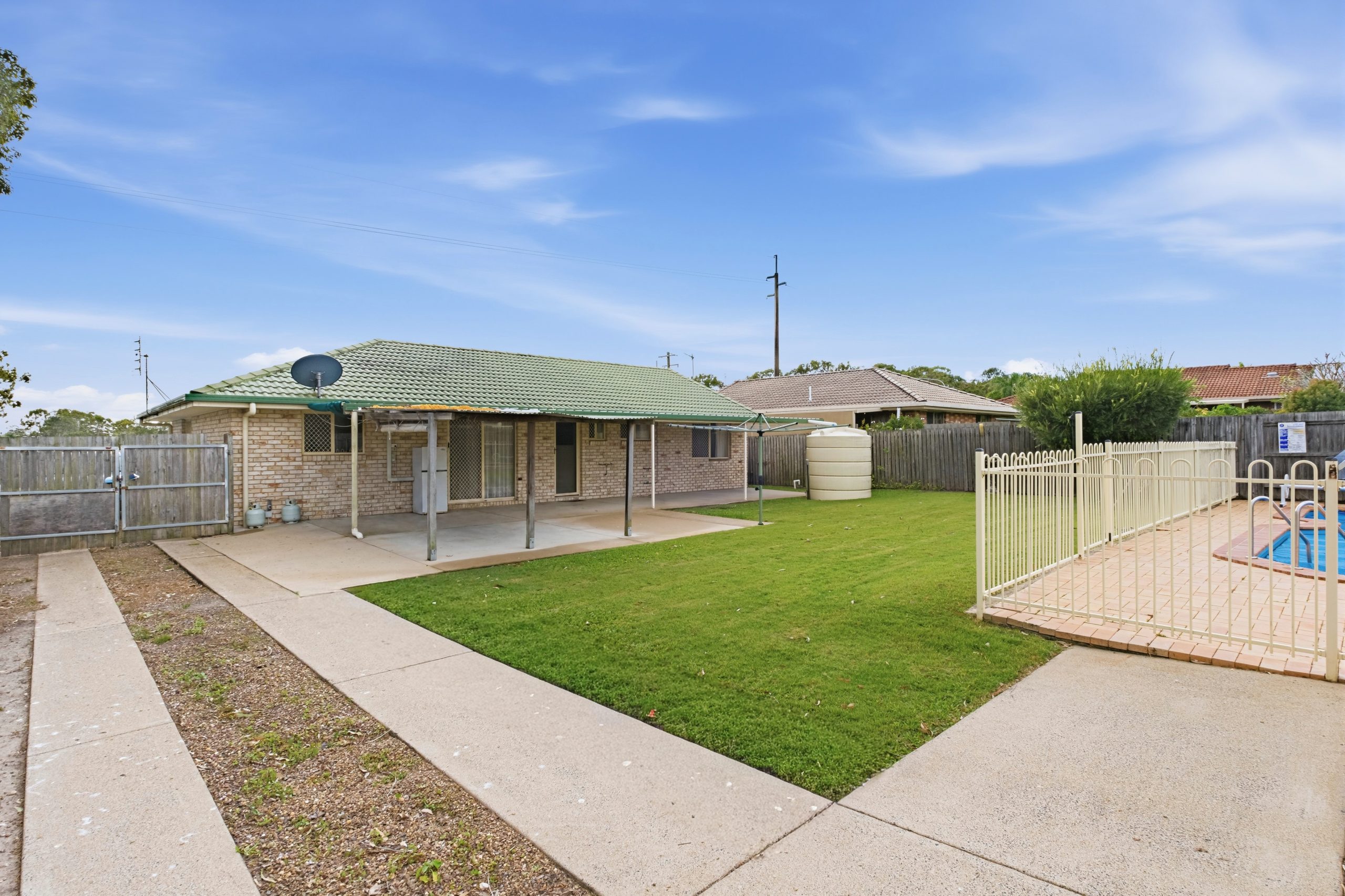 91 Colyton Street, TORQUAY, QLD 4655 AUS