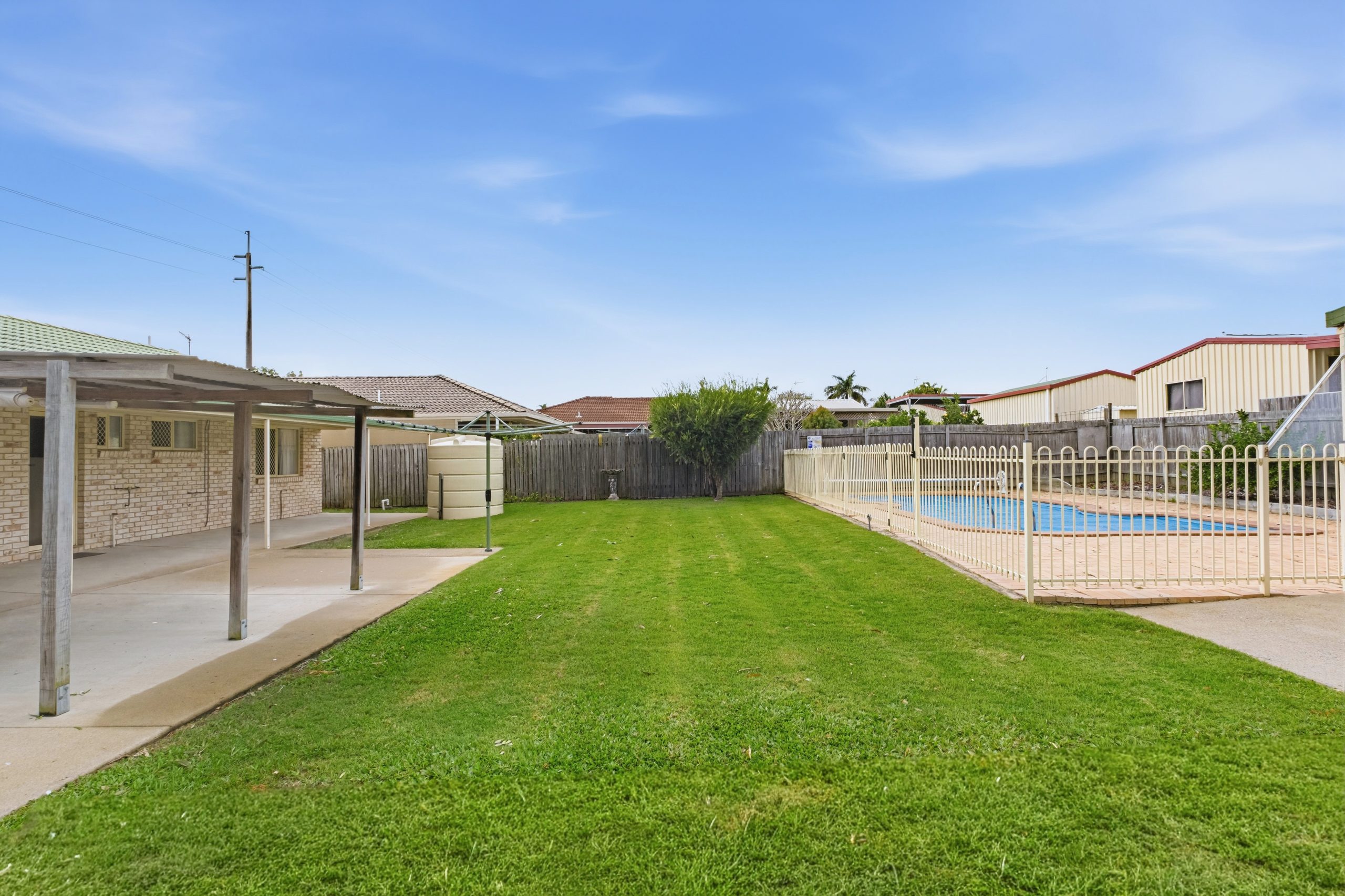 91 Colyton Street, TORQUAY, QLD 4655 AUS