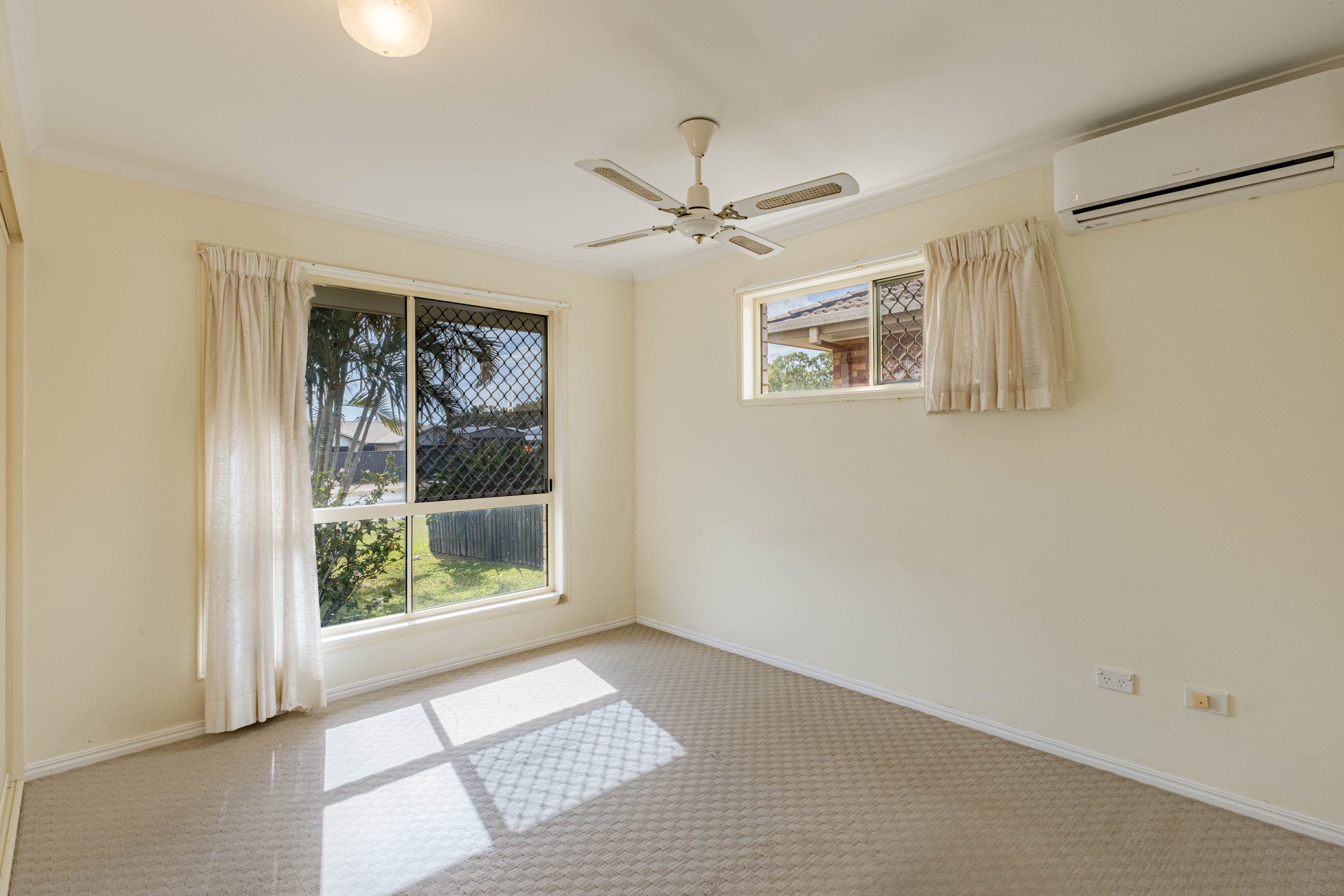 91 Colyton Street, TORQUAY, QLD 4655 AUS