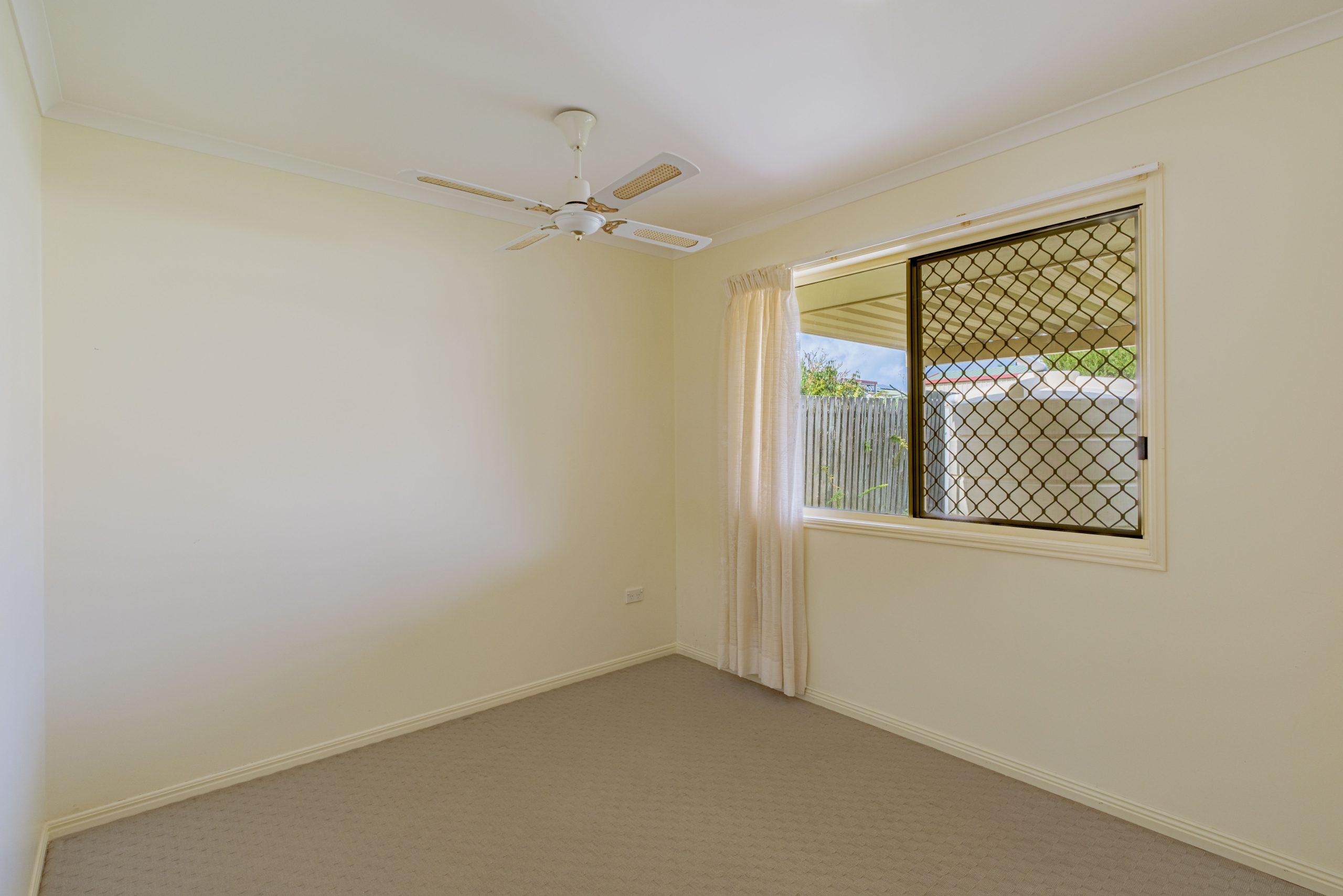 91 Colyton Street, TORQUAY, QLD 4655 AUS