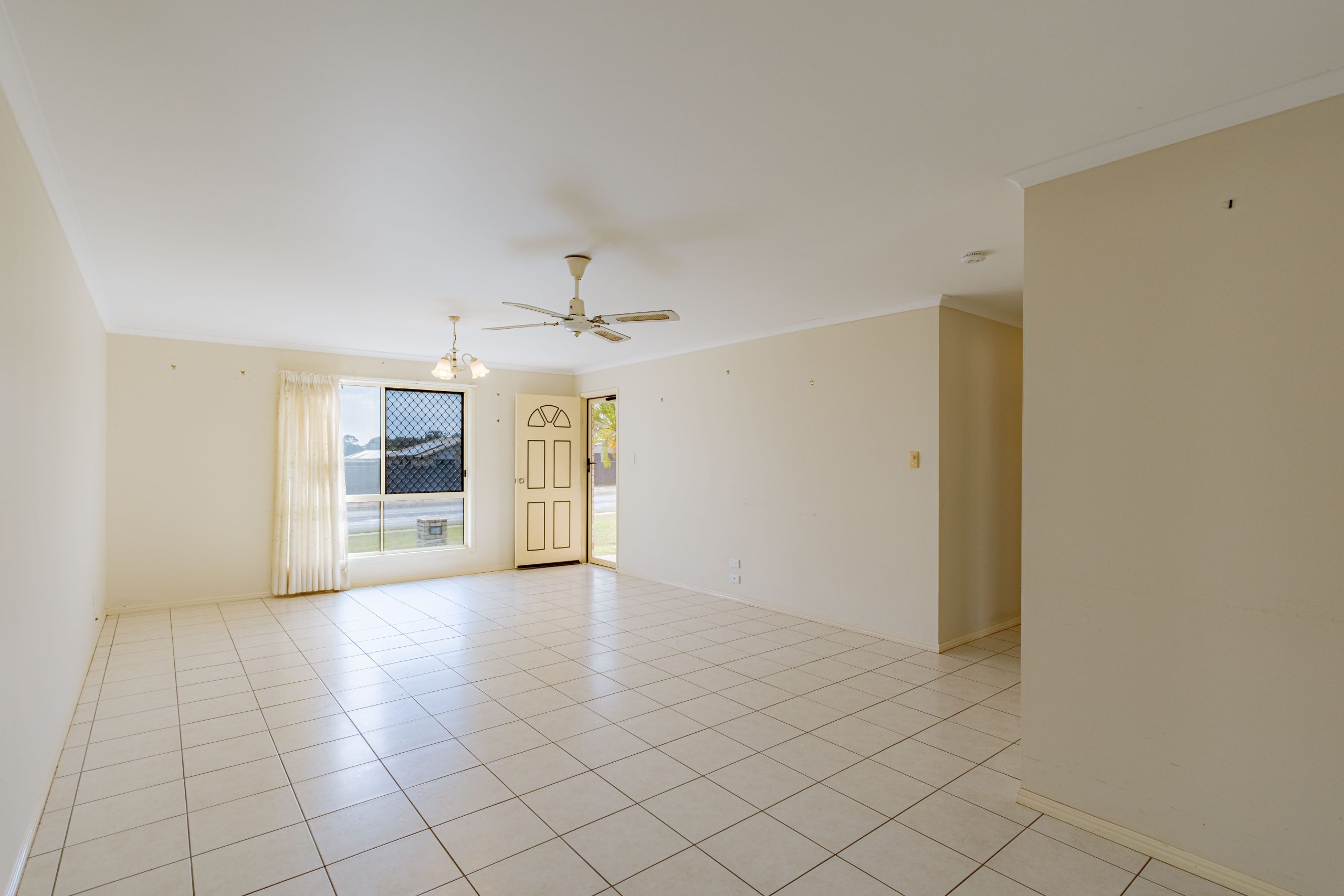 91 Colyton Street, TORQUAY, QLD 4655 AUS