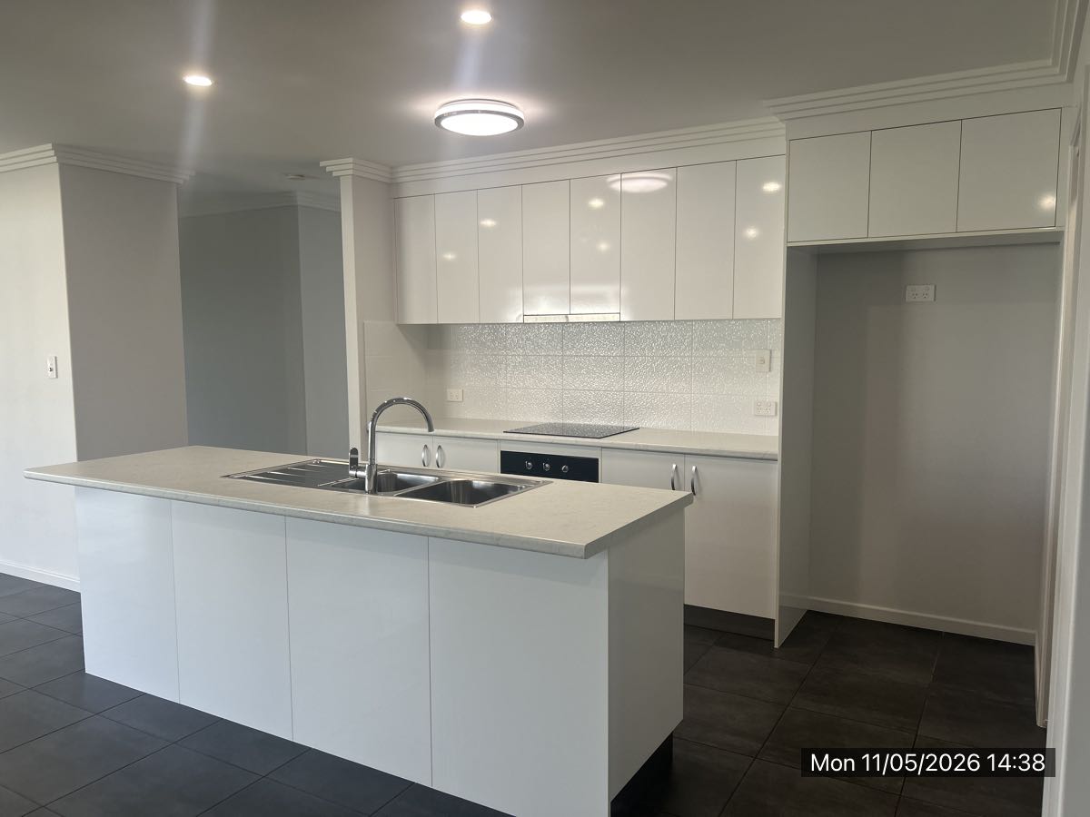118 Murphy Street, POINT VERNON, QLD 4655 AUS