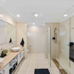 9-11 Gundesen Drive, URRAWEEN, QLD 4655 AUS
